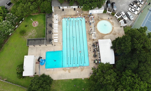 Whispering Oaks Pool